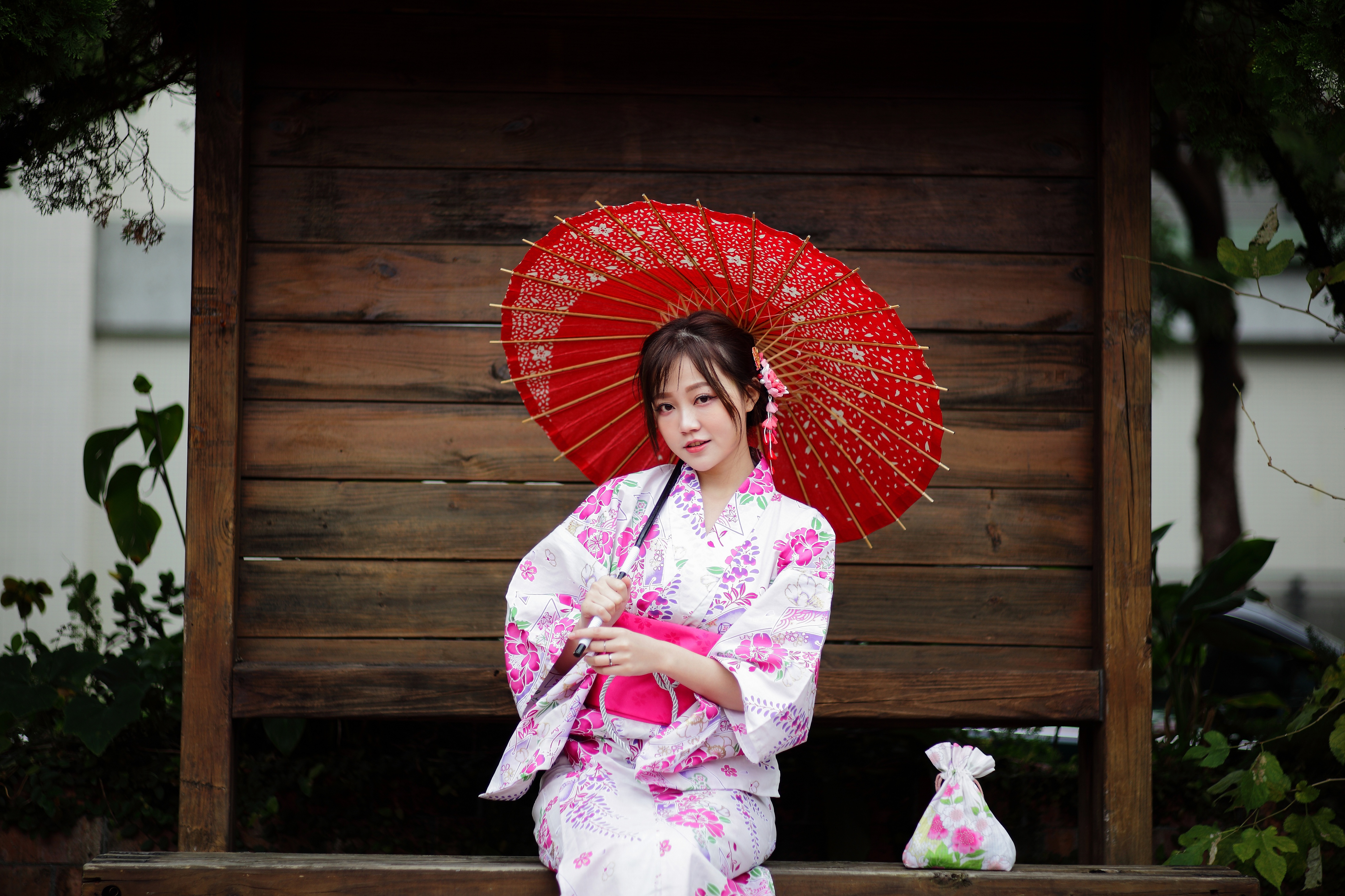 Японка с зонтом