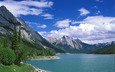 деревья, вода, озеро, горы, природа, фото, пейзажи, красота, озёра, канада, виды, medicine lake, национальный парк джаспер