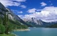 деревья, вода, озеро, горы, природа, пейзажи, красота, озёра, канада, виды, medicine lake, национальный парк джаспер