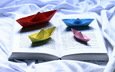 разноцветные, бумага, книга, кораблики, бумажный кораблик