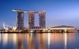 ночь, огни, вода, вечер, отражение, море, горизонт, мост, город, дома, здание, небоскрёб, сингапур, городской пейзаж, марина бей, оперный театр, городские огни