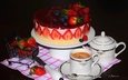 малина, клубника, кофе, черный фон, ягоды, сладкое, торт, десерт, голубика