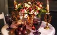 цветы, стол, букет, вино, свеча, бокалы, сливы, графин