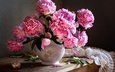 цветы, капли, букет, розовые, салфетка, ракушка, натюрморт, пионы