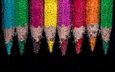 вода, капли, разноцветные, карандаши, черный фон, пузырьки, цветные карандаши
