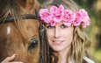 цветы, лошадь, девушка, настроение, улыбка, взгляд, лицо, конь, венок