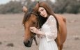 лошадь, девушка, взгляд, волосы, лицо, конь, грива, азиатка, белое платье