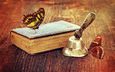 ретро, насекомые, бабочки, книга, колокольчик, антиквариат, деревянная поверхность