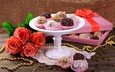 цветы, украшения, розы, конфеты, букет, бусы, кофейные зерна, десерт, композиция, шоколадные конфеты