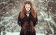 снег, природа, зима, девушка, рыжая, руки, пальто, снегопад, закрытые глаза, длинноволосая