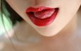 девушка, модель, губы, лицо, язык, рот, красная помада, косметика, крупным планом