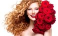 цветы, девушка, улыбка, розы, взгляд, рыжая, модель, букет, лицо, макияж, красные губы, кудрявая