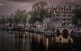 вода, вечер, река, мост, город, канал, дома, здания, отель, нидерланды, амстердам