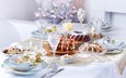 свечи, новый год, украшения, стол, чашка, праздник, рождество, печенье, торт, ужин, закуски, декор, блюда