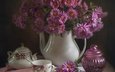 цветы, чашка, хризантемы, столик, натюрморт, скатерть, кофейник, сахарница