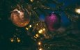 новый год, елка, шары, хвоя, зима, ветки, шарики, блеск, темный фон, праздник, рождество, елочные игрушки, елочные украшения, огоньки, гирлянда, боке