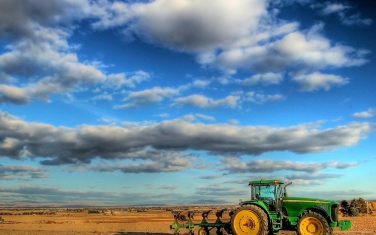 облака, поле, трактор, clouds, field, tractor