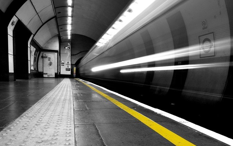 черно-белая, размытость, метро, тоннель, железнодорожная станция, black and white, blur, metro, the tunnel