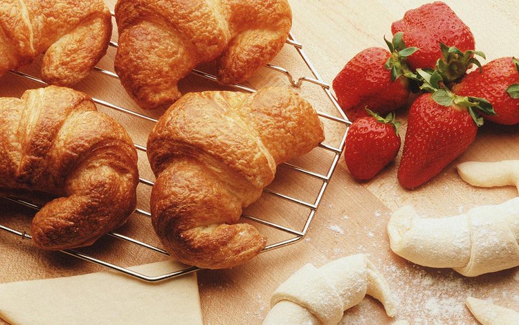 утро, клубника, завтрак, круассан, morning, strawberry, breakfast, croissant