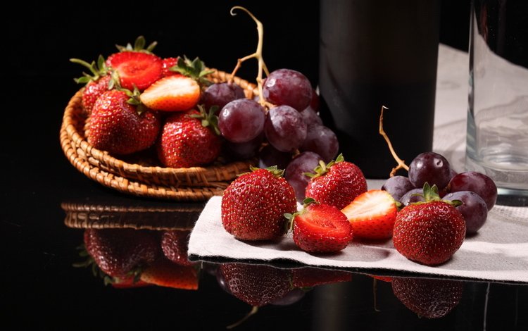 виноград, клубника, ягоды, grapes, strawberry, berries