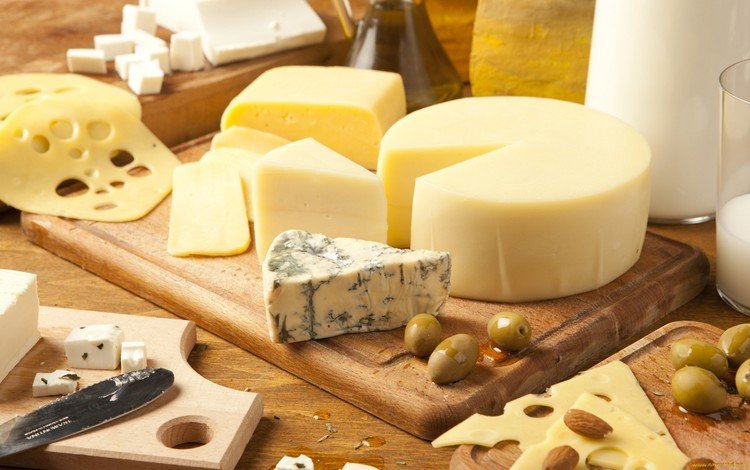 доска, сыр, молоко, оливки, миндаль, сорта, горгонзола, эмменталь, board, cheese, milk, olives, almonds, varieties, gorgonzola, emmental
