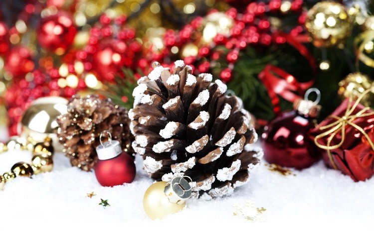 снег, рождество, новый год, шишки, елка, золотые, украшения, красные, шарики, игрушки, шишка, snow, christmas, new year, bumps, tree, gold, decoration, red, balls, toys, bump