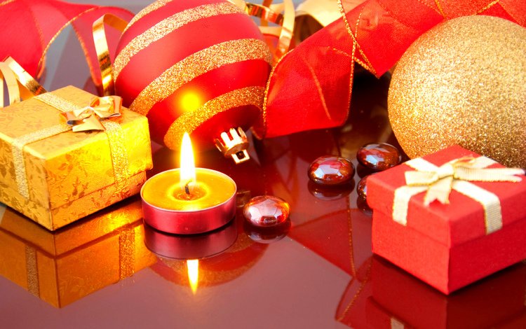 лента, новый год, свеча, шары, подарок, украшения, праздник, пламя, встреча нового года, отражение, новогодние игрушки, огонь, счастливого рождества, подарки, 2017, пламя свечи, свечка, tape, new year, balls, gift, decoration, holiday, flame, reflection, christmas toys, fire, merry christmas, gifts, the flame of a candle, candle