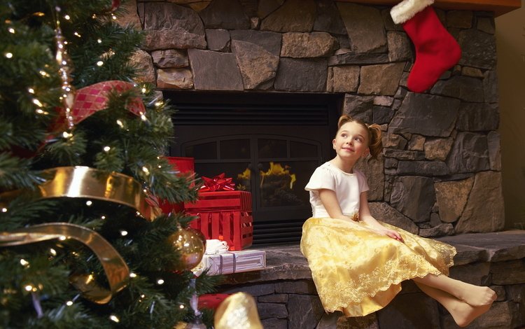 новый год, елка, зима, подарки, девочка, ребенок, камин, праздник, new year, tree, winter, gifts, girl, child, fireplace, holiday