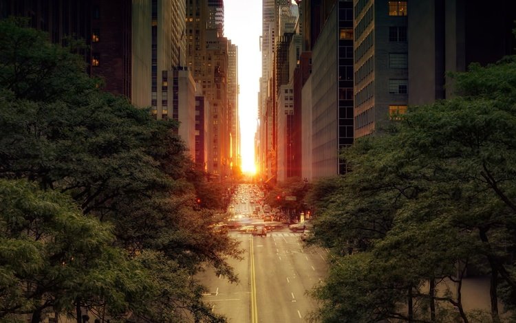 свет, манхеттен, дорога, нью - йорк, солнце, закат, город, дома, улица, машины, light, manhattan, road, new york, the sun, sunset, the city, home, street, machine