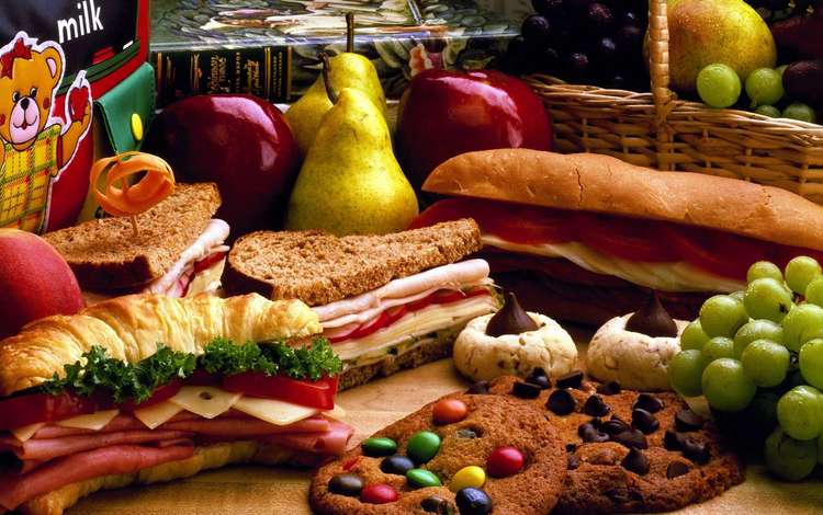 виноград, булочки, фрукты, круассаны, яблоки, бутерброды, конфеты, ветчина, хлеб, бутербродысэндвичи, овощи, печенье, груши, grapes, buns, fruit, croissants, apples, sandwiches, candy, ham, bread, buterbrodnaja, vegetables, cookies, pear