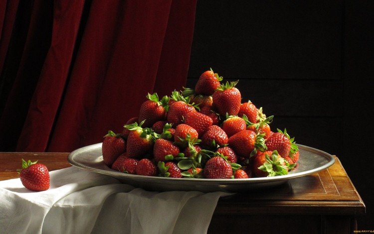 ягода, красная, клубника, белая, столик, скатерть, berry, red, strawberry, white, table, tablecloth