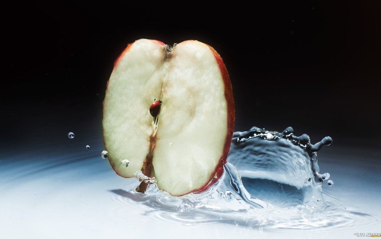 вода, капли, фрукты, брызги, яблоко, половинка, water, drops, fruit, squirt, apple, half