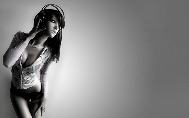 девушка в наушниках, girl in headphones