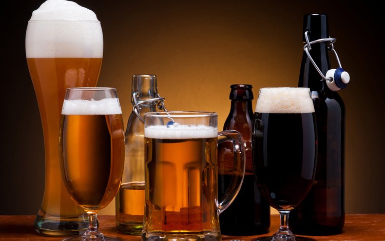 стаканы, пиво, бутылки, пена, тёмное, светлое, glasses, beer, bottle, foam, dark, light