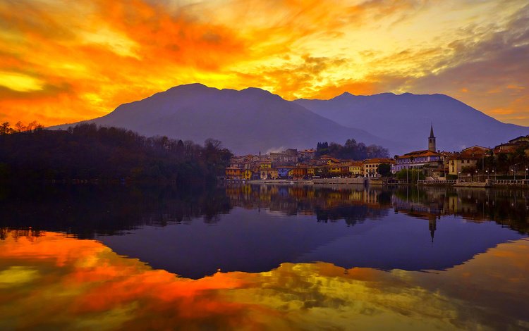 небо, озеро, горы, закат, отражение, город, италия, the sky, lake, mountains, sunset, reflection, the city, italy