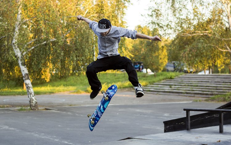 прыжок, скейтбординг, трюки, на скейтборде, скейтбордист, на асфальте, jump, skateboarding, tricks, on a skateboard, skateboarder, on the pavement