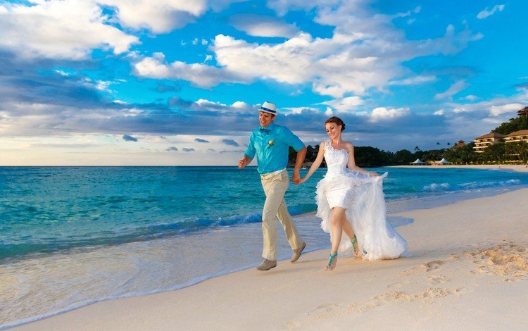 море, пляж, радость, жених, невеста, молодожены, sea, beach, joy, the groom, the bride, the couple