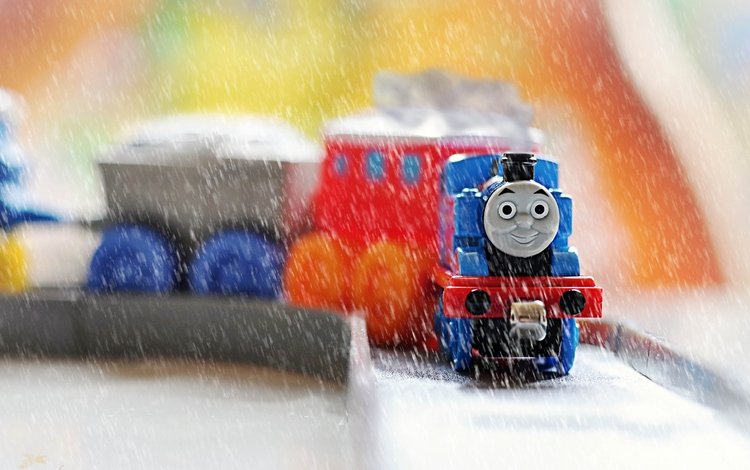поезд, дождь, игрушки, паровозик, вагончики, train, rain, toys, trailers