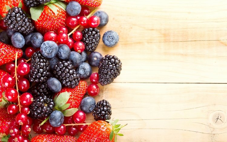 клубника, ягоды, ежевика, смородина, голубика, strawberry, berries, blackberry, currants, blueberries