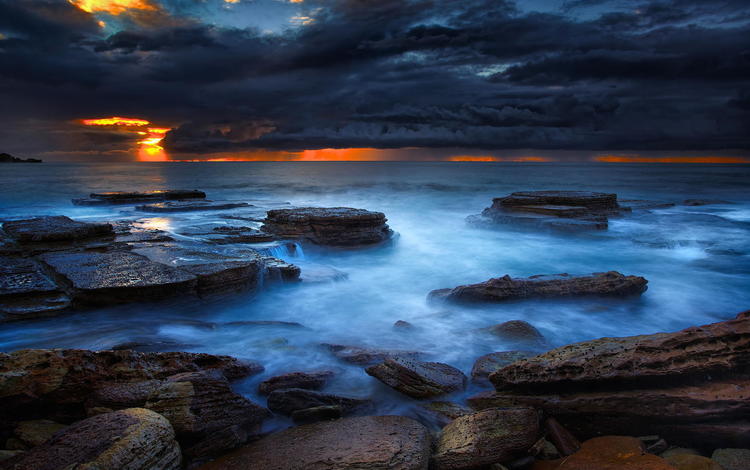 скалы, камни, берег, тучи, пляж, рассвет, океан, rocks, stones, shore, clouds, beach, dawn, the ocean
