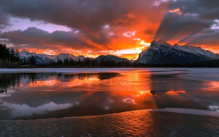 озеро, горы, снег, утро, рассвет, канада, альберта, национальный парк банф, lake, mountains, snow, morning, dawn, canada, albert, banff national park