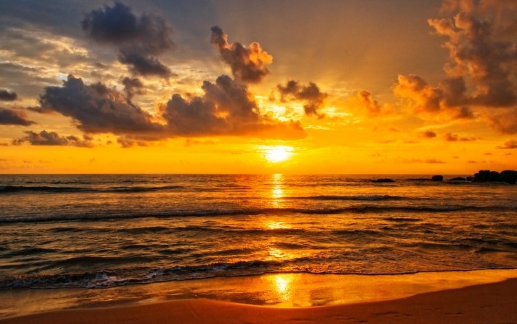 облака, закат, отражение, пляж, волна, зеркало, оранжевое небо, clouds, sunset, reflection, beach, wave, mirror, orange sky