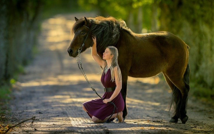 дорога, лошадь, девушка, настроение, платье, профиль, конь, босиком, road, horse, girl, mood, dress, profile, barefoot