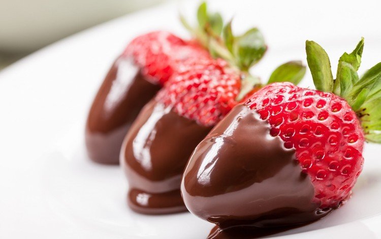 ягода, клубника, шоколад, сладкое, десерт, клубника в шоколаде, berry, strawberry, chocolate, sweet, dessert, chocolate-covered strawberries