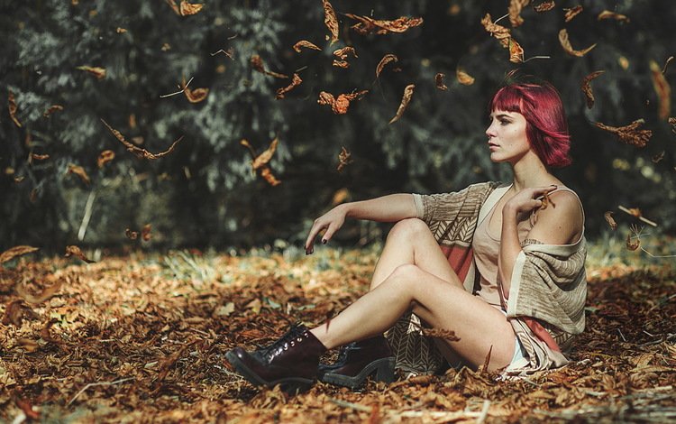 девушка, осенние листья, поза, взгляд, модель, профиль, ножки, лицо, красные волосы, girl, autumn leaves, pose, look, model, profile, legs, face, red hair
