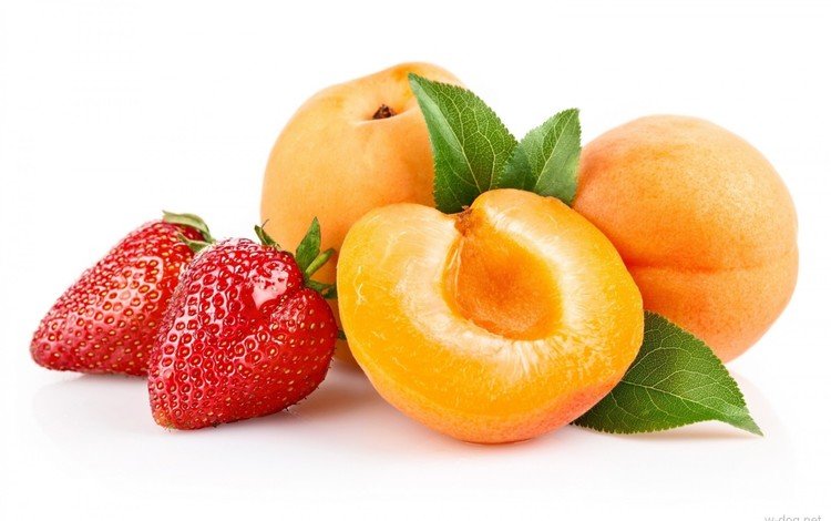 фрукты, клубника, ягоды, белый фон, абрикосы, fruit, strawberry, berries, white background, apricots