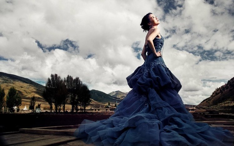 синее платье, облака, девушка, взгляд, модель, профиль, лицо, азиатка, фотосессия, blue dress, clouds, girl, look, model, profile, face, asian, photoshoot
