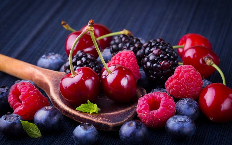 малина, черешня, ягоды, лесные ягоды, черника, ежевика, парное, raspberry, cherry, berries, blueberries, blackberry, fresh