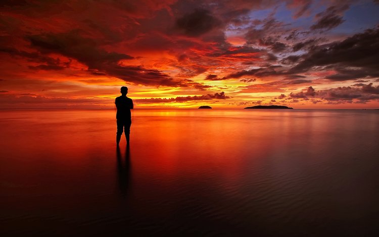 небо, закат, отражение, море, оранжевый, силуэт, зеркальное отображение, the sky, sunset, reflection, sea, orange, silhouette, mirroring
