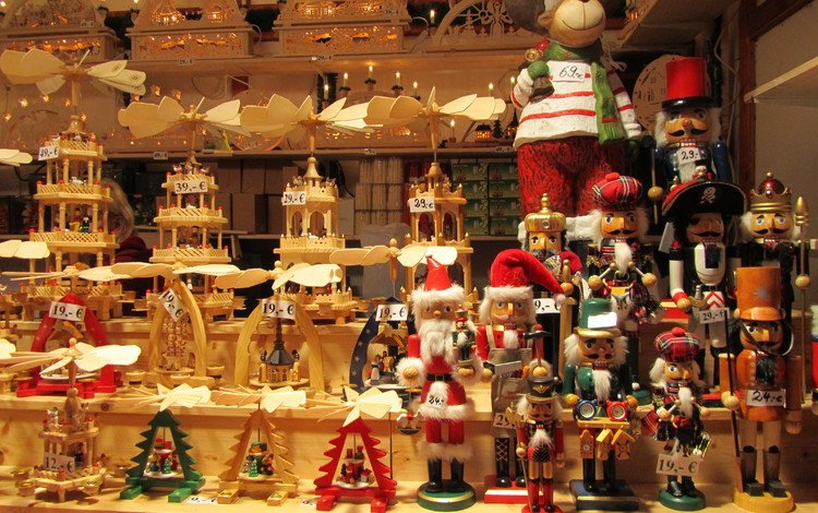 новый год, игрушки, санта клаус, ярмарка, карусели, щелкунчик, рождественская ярмарка, new year, toys, santa claus, fair, the carousel, the nutcracker